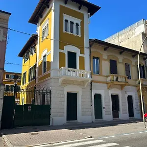 Giulia Viareggio